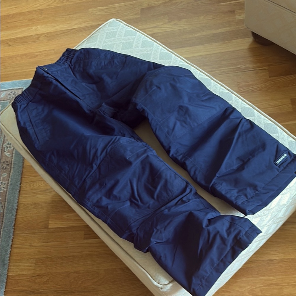 Lands End ski/snow pants, size 7. Navy blue. Very good condition!